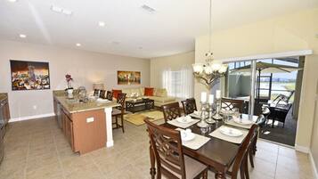 House | Private kitchen | Fridge, microwave, dishwasher, cookware/dishes/utensils