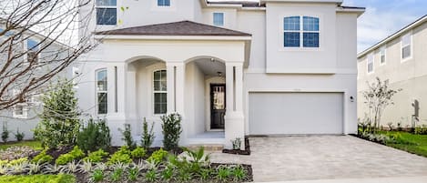 Villa | Exterior