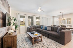 Casa (Fantastic - Brand New 7Bed 5Bath w Po) | Exterior