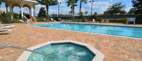 Condo (Reuinon IHR 4012) | Alberca | Alberca al aire libre