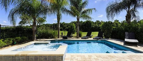 Villa (Exceptional 5 Bedroom Property On Reu) | Exterior