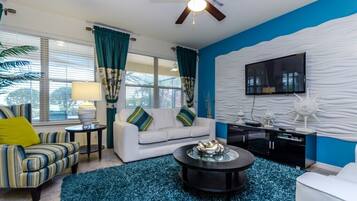 Villa | Living room | TV