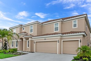 Casa (6028BOD 14 Bedroom 11 Bathrrom) | Exterior