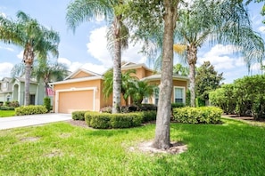 Villa | Property grounds