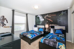 Villa (1852NC  8 Bedroom 6 Bathroom Windsor) | Exterior