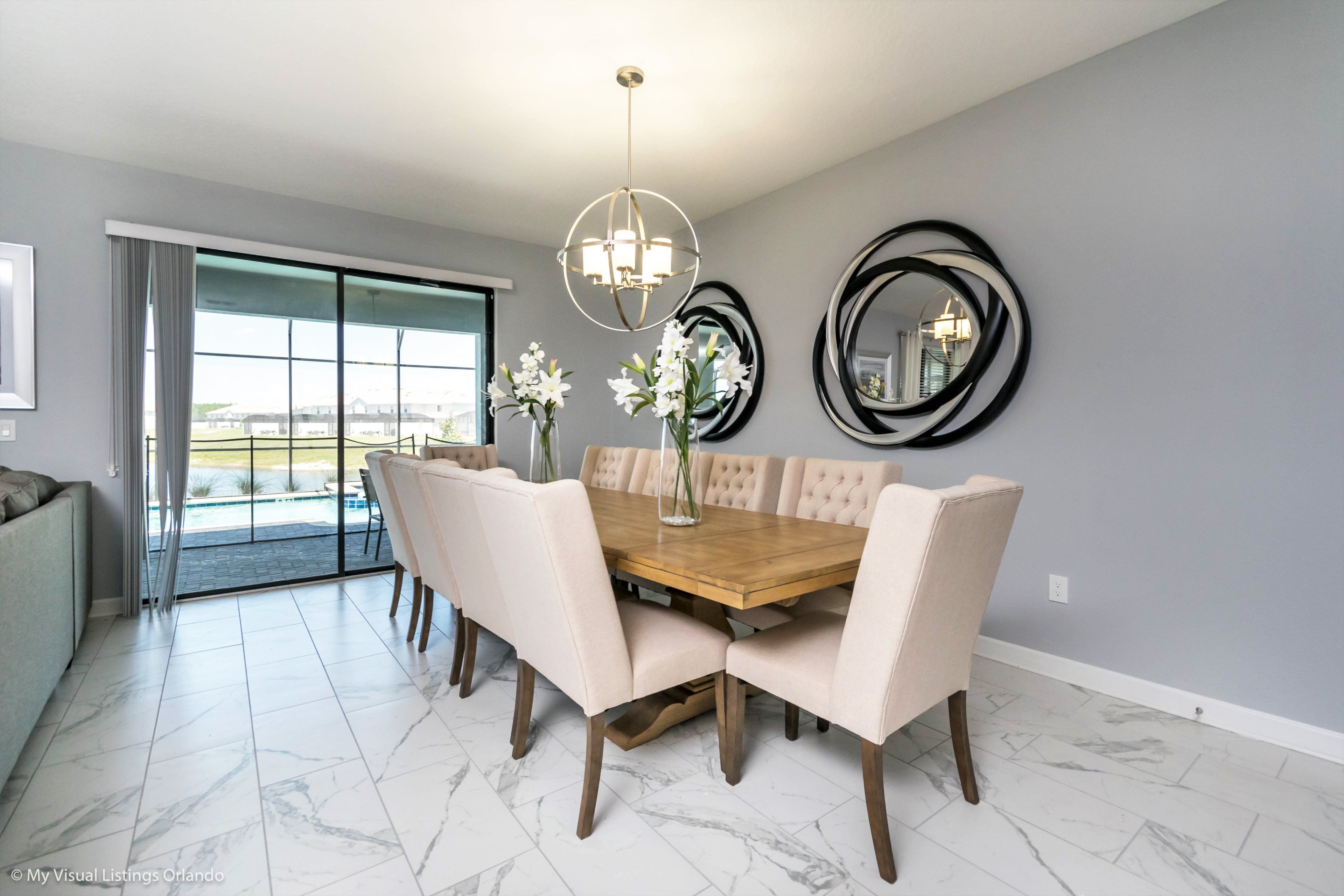 Casa (Luxury Lake View 8 BR Villa With Game) | Cocina privada | Frigorífico, microondas y utensilios de cocina