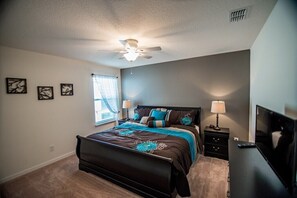 House | 7 bedrooms, WiFi