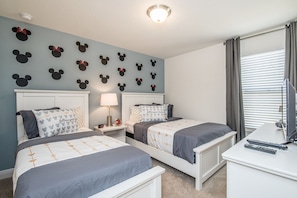 Villa (5243WWW The Ultimate 5 Bedroom 5 Bath) | 5 habitaciones y wifi gratis 