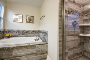 Villa (Champions Gate Villa W Private Pool a) | Bathroom - 6 Bedroom Villa W Private Pool & Game Room (Davenport)
