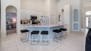 別墅 | 私人廚房 | 雪櫃、微波爐、廚房用具/餐具/器皿