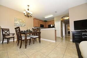 House | Dining