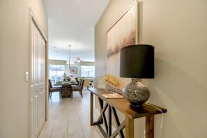 獨棟房屋 (3084JD000) | 客廳 | 平面電視