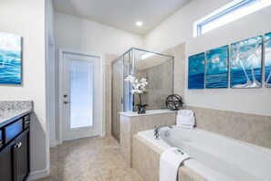 Villa (Windsor at Westside IHR 4061) | Bathroom | Towels - 7 Bdrm5.5 Bathvillagame Roomspa (Kissimmee)