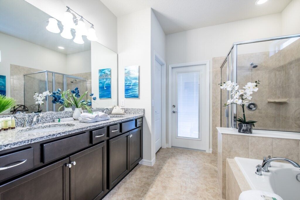 Villa (Windsor at Westside IHR 4061) | Bathroom | Towels