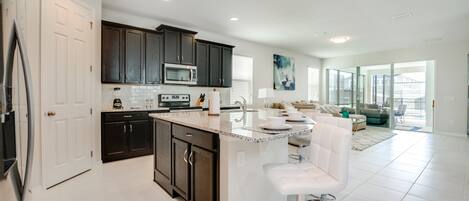 Villa (Amazing 7 Bedroom 5 Bathroom Solara ) | Exterior