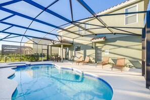 Villa (42010V Luxury 6 Bedroom 4.Bath  Home )