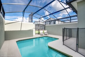 House (4958WIND) | 4 bedrooms, iron/ironing board, WiFi - Storey Lake Resort 4 Bedroom House (Kissimmee)