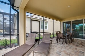 Villa (1502NAS Amazing 7 Bedroom 5 Bathroom ) | Balcony