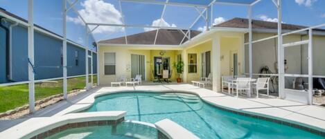 Villa | 4 sovrum och gratis wi-fi