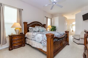 4 bedrooms, free WiFi - 4 Bedroom 3 Bathroom (Davenport)