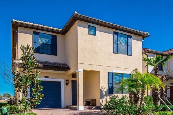 Villa (5468SC) | Exterior