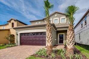 Villa (Brand new 5 bedroom near Disney Priva) | Exterior