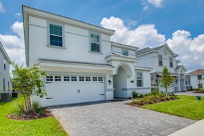 Villa (1576PD Amazing Champions Gate 8 Bedro) | Exterior