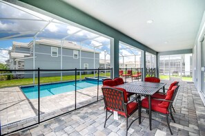 Outdoor dining - 1551ol Amazing Champions Gate 9 Bedroom 5 Bath (Davenport)
