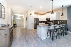 Villa (1669MVD Amazing Champions Gate 8 Bedr) | Exterior