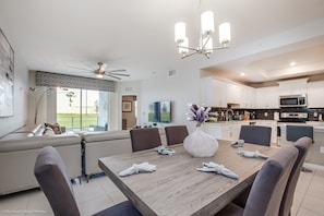 House (4741CT UNIT101 Amazing Story Lake Br) | Exterior