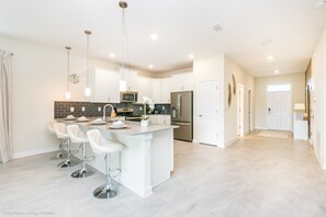 Villa (15725MC Amazing Champions Gate 9 Bedr) | Private kitchen