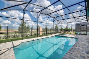 Villa (9063 SUNSHINE)