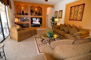 別墅 | 客廳 | 平面電視、 DVD 播放機