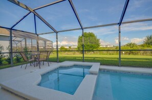Villa | Pool