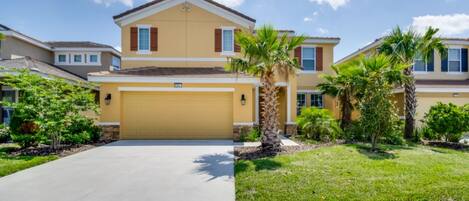 Villa (Ultimate 6 Bedroom 5 Bathroom Solterr) | Exterior