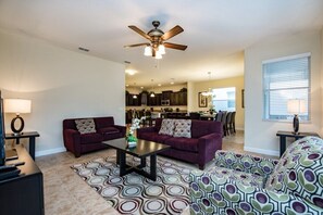 Villa (8870CPR Paradise Palms Resort 6 Bedro) | Living room | Flat-screen TV