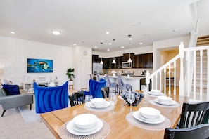 House (4591TERRA) | Private kitchen | Fridge, microwave, cookware/dishes/utensils, freezer