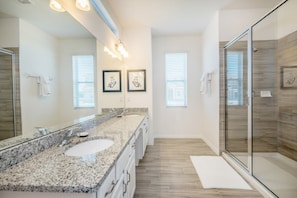 Villa (7000OS00) | Bathroom