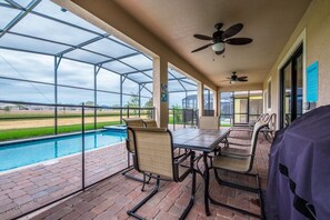Villa (1308CW00) | Balcony - 1308cw00 (Davenport)