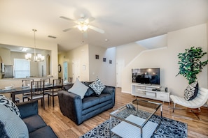 House (1104CAL) | Living room