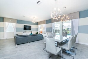 Villa (1686 Champions Gate 8 Bedroom Resort ) | 8 Schlafzimmer, kostenloses WLAN