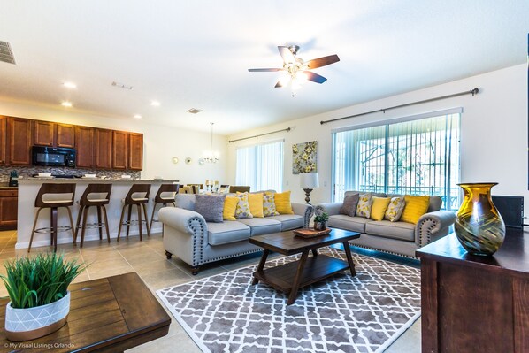 Villa (5244OA Luxury 6 Bedroom 4.Bath  Home ) | Living room | Flat-screen TV - Classic 6Bed 4Ba Villa, Games, Pool, Spa - 5244o (Davenport)