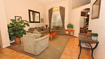 Villa | Living room | Flat-screen TV, DVD player