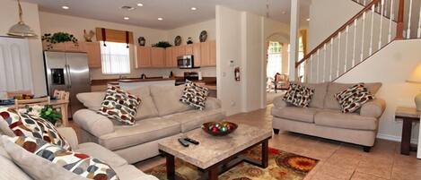 Villa | Living room | Flat-screen TV