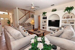 Villa | Living room | Flat-screen TV