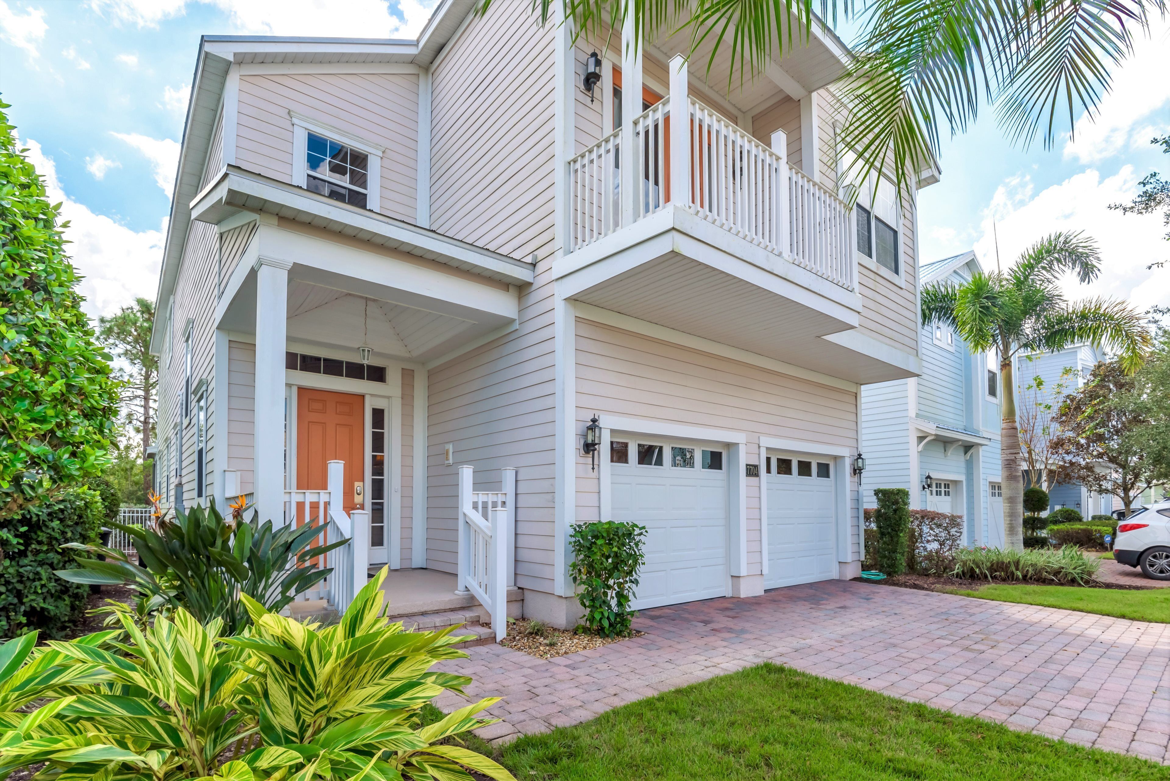 Villa (7704LL Ultimate Reunion Home) | Exterior