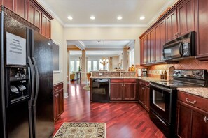 Villa (7704LL Ultimate Reunion Home) | Exterior