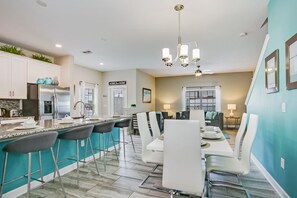 House (1592SLICE) | Private kitchen | Fridge, microwave, oven, dishwasher