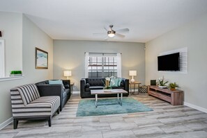 House (1592SLICE) | Living room