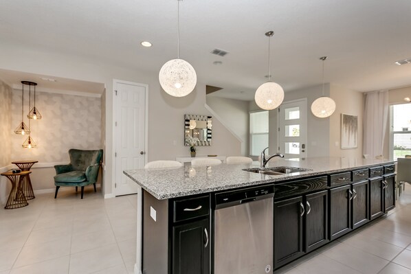 House (1527CPC Orlando Newest  Resort Commun) | Private kitchen | Fridge, microwave, highchair, cookware/dishes/utensils